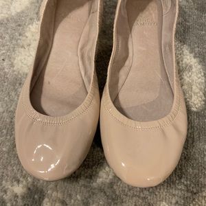 Vince Camuto nude patent ballet flat